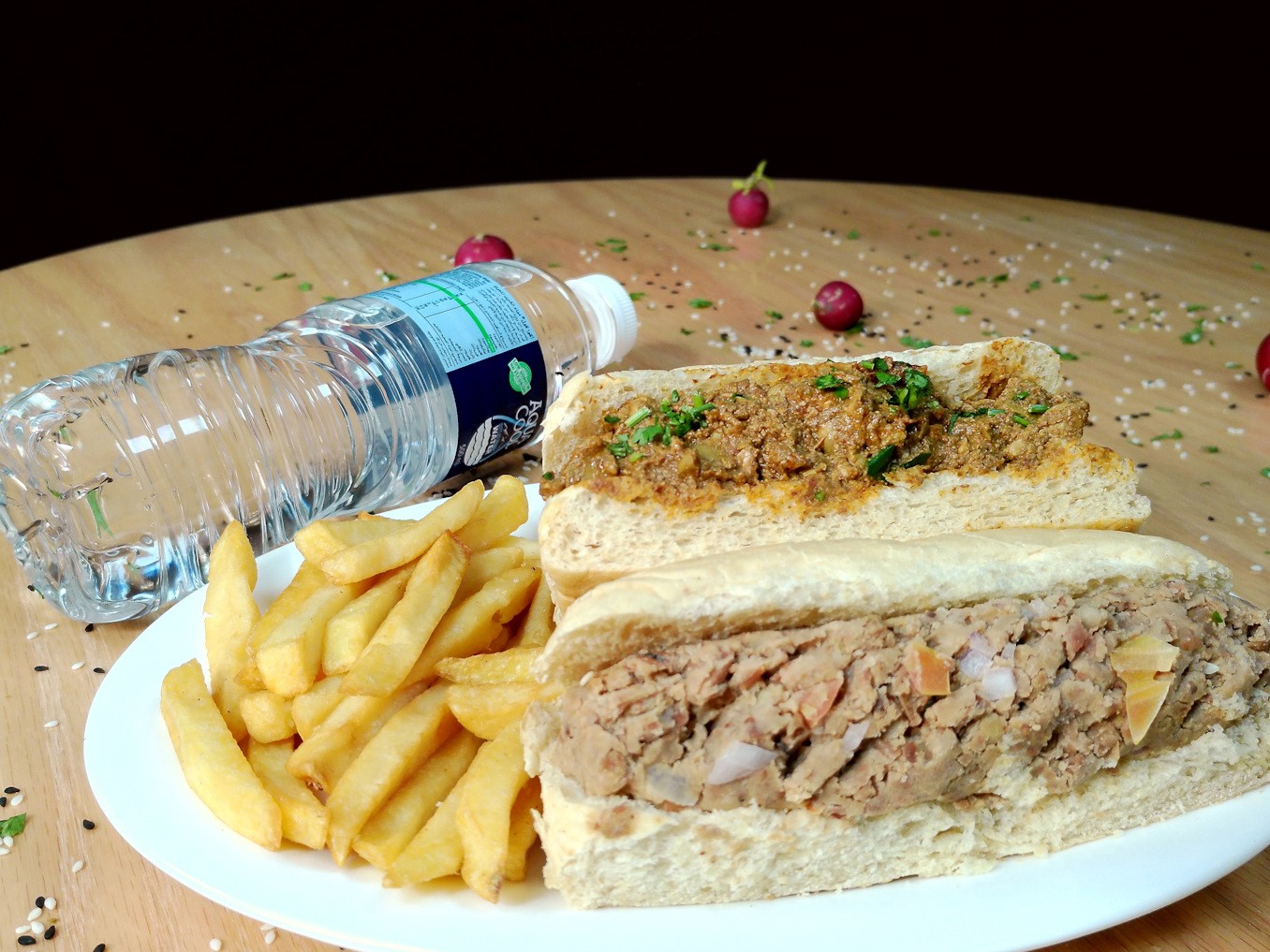 CHICKEN LIVER AND FOUL BROWN BREAD+FRIES+WATER