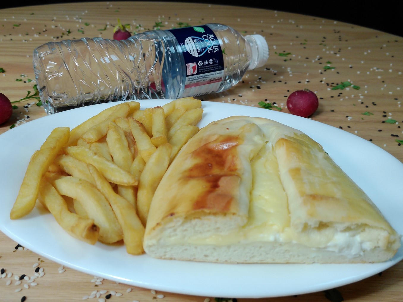 LABNA CHEESE +FRIES+WATER (MAX 20 MINS)