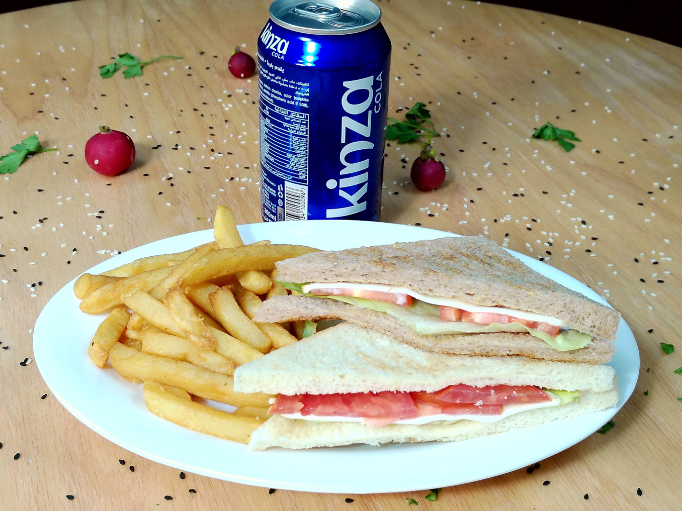 CHZ TOMATO WHITE AND BROWN+FRIES+KINZA