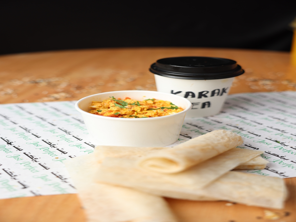 SCRAMBLED EGG PLATTER+KARAK