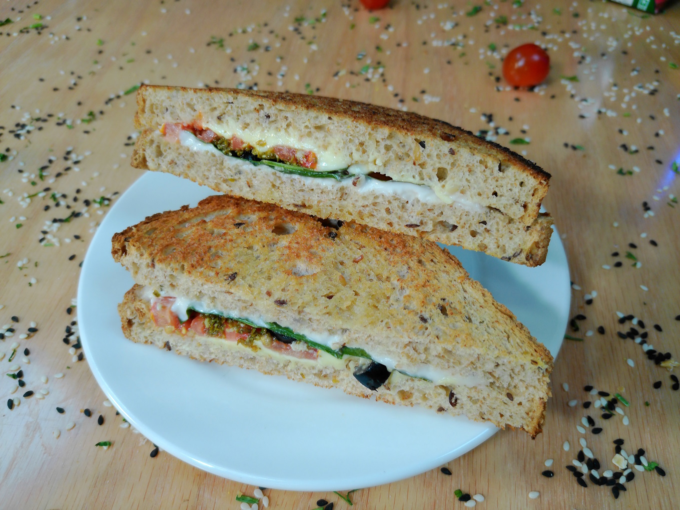 MEDITERRANEAN BROWN BREAD