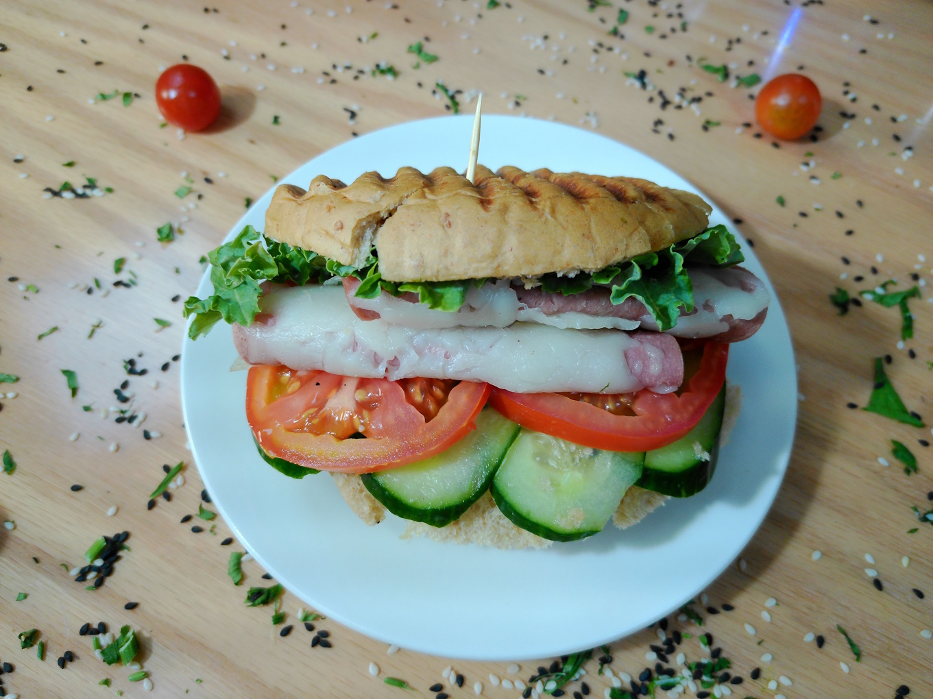 BEEF MORTADELLA BROWN BREAD