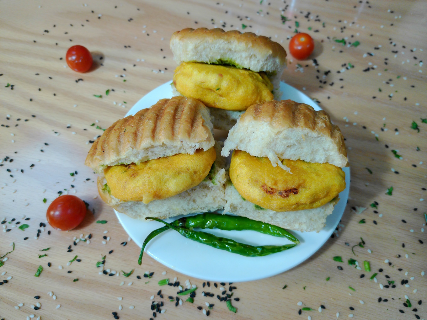 VADA PAO BROWN BREAD (MAX 20 MINS)